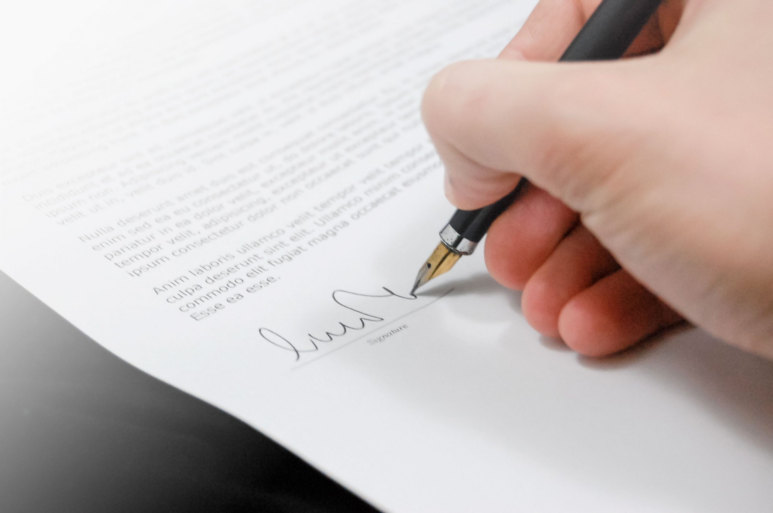Firma de documentos notariales